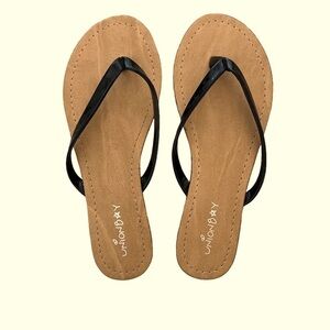 Women’s Flip Flops | Size 6 | Black‎ | NWOT
